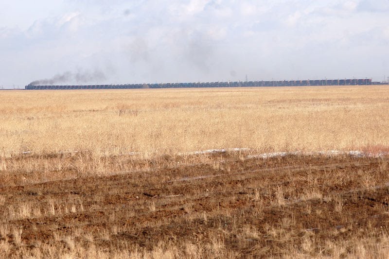 Поезд в степи. (The train go to steppe) by Uhodigger (Leonid Il…