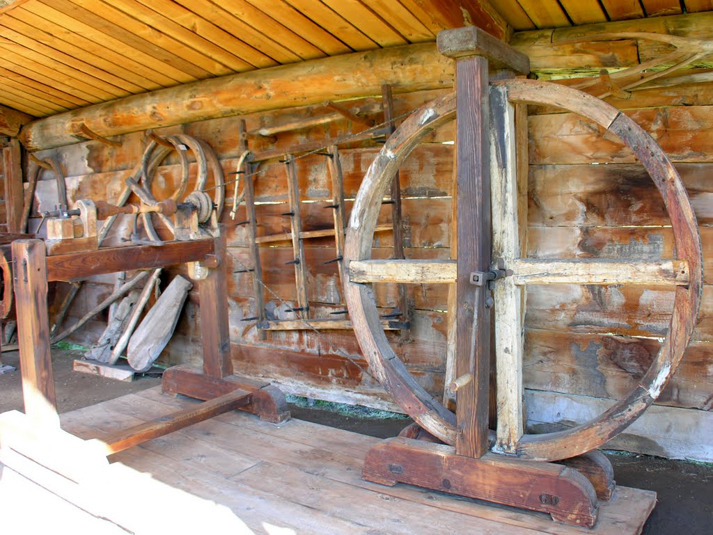 Wooden lathe in the historical and ethnographic museum Shushenskoe by IPAAT