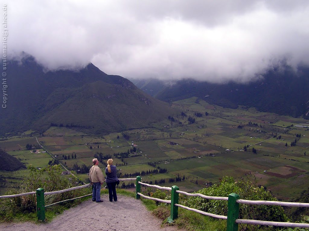 Ecuador > Mitad del mundo : Pululahua by SusieMario