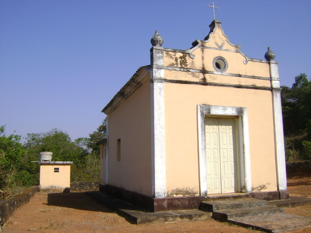 Capela dos Campos Gerais, a mais antiga do município de Resende Costa/MG by João Carlos Resende