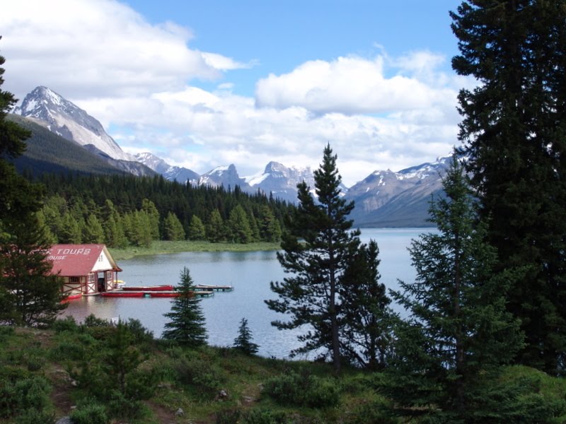 Lake Maligne by FotoBen