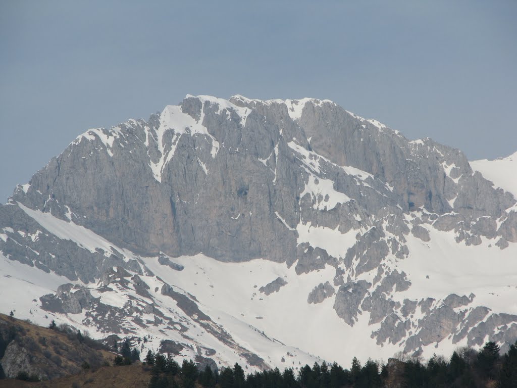 LA PRESOLANA DALLA CAPPELLA ALPINI DI FINO DEL MONTE by Emilio Agazzi