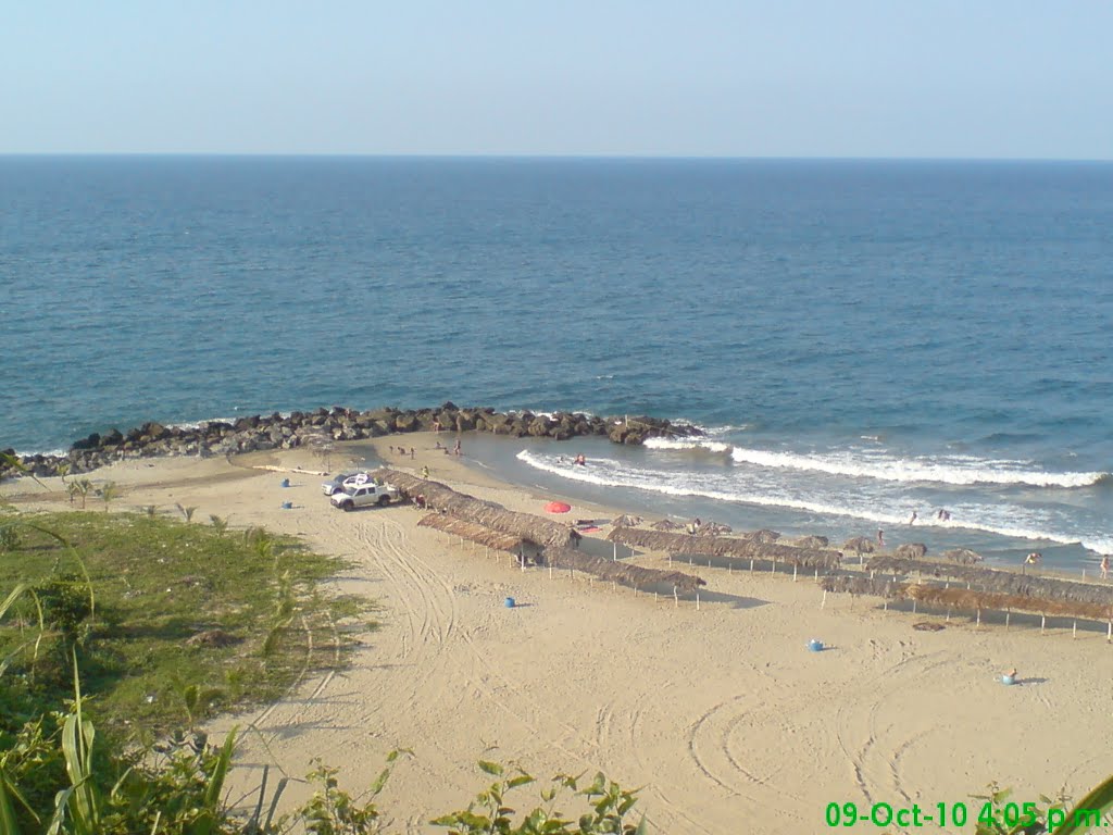 Playa en Los Caracas, Costa del Estado Vargas, Venezuela. by palmer_818