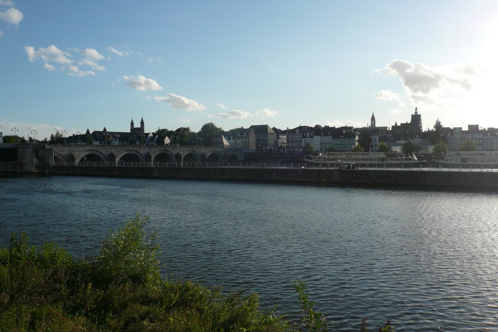 Maastricht At Sunset by njellis