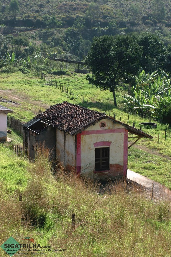 Estação Rufina de Almeida by sigatrilha