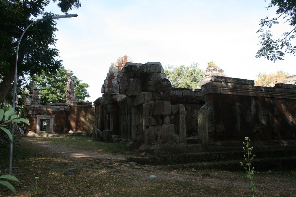 Prasat Phnom Jeso by krisangel