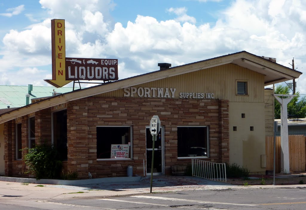 A closed shop from Williams, AZ. Crisis? by spiritualizedkaos