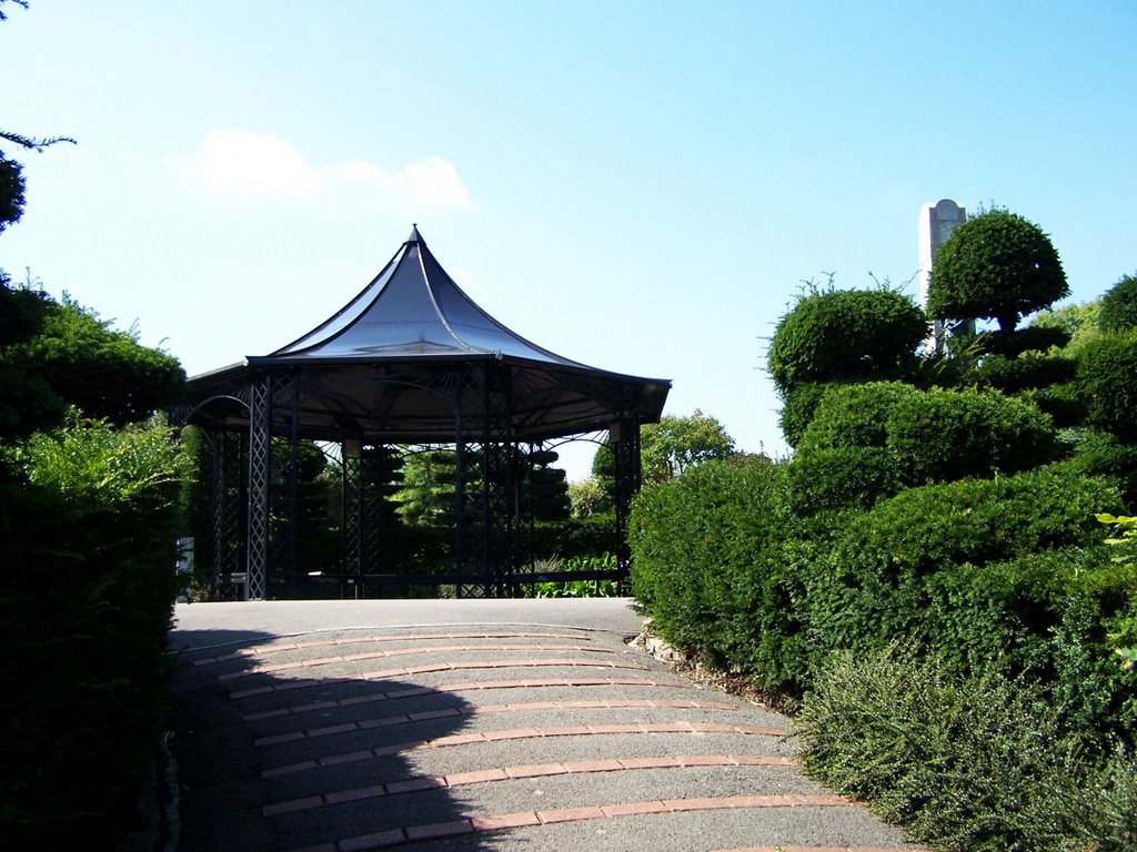 Alexandra Park, Penarth - Wales by Timejka