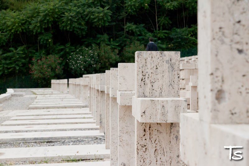 Polski cmentarz na Monte Cassino by szwajkowski.info