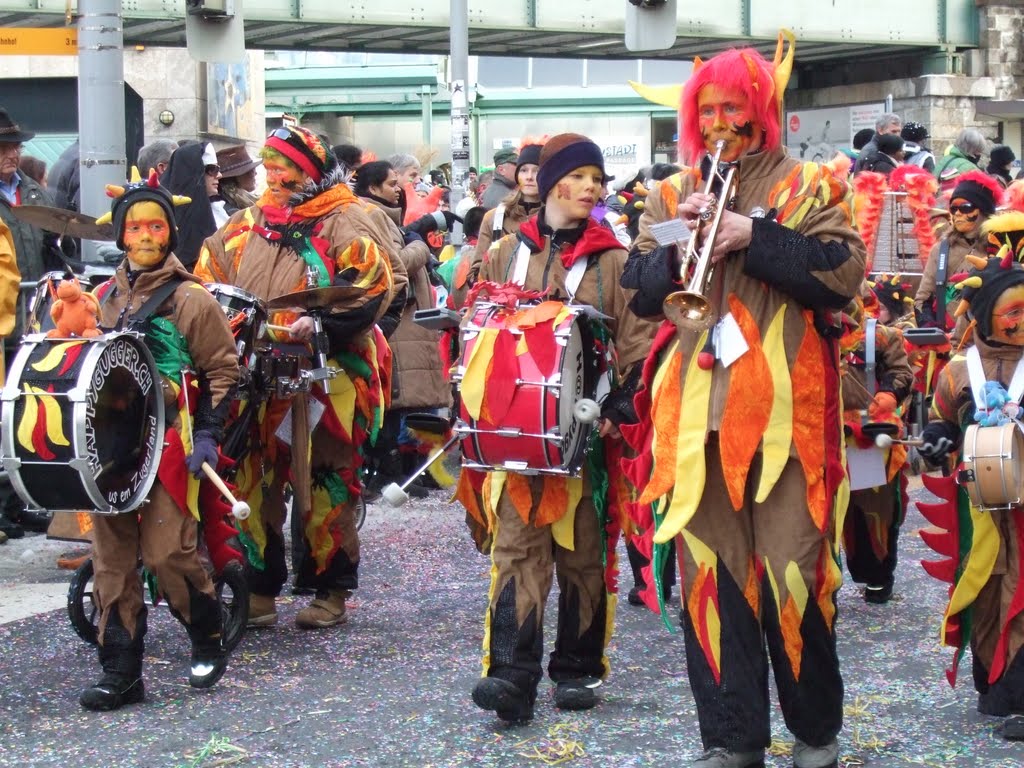 Zug - Bundeslplatz - Chesslete Parade by Angelabinu