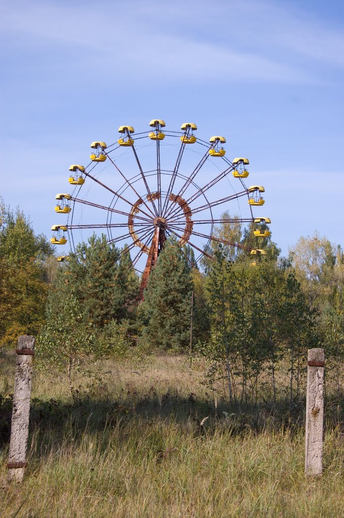 Ferris wheel by Danieldll