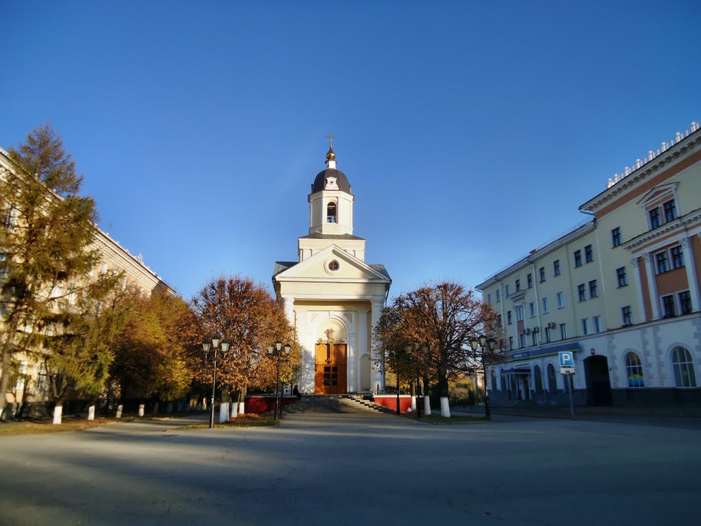 Cheboksary, Chapel on the Square of the Republic / Храм-часовня Рождества Христова by sakuram