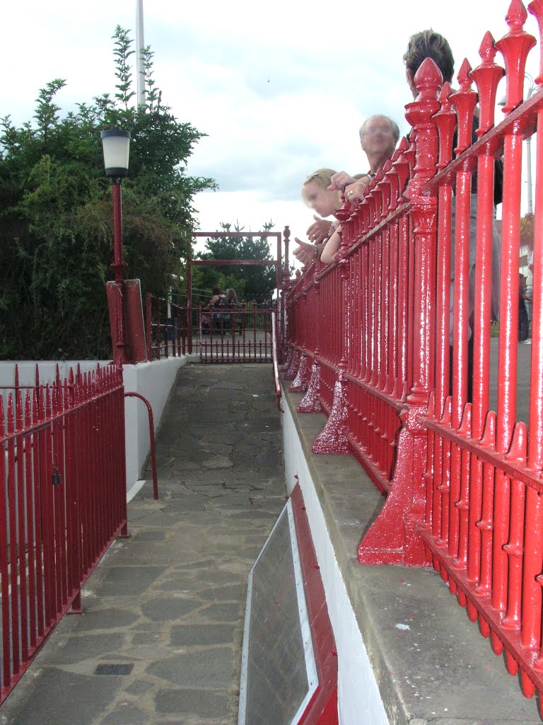 Leas Water Lift entrance by Jane Palmer