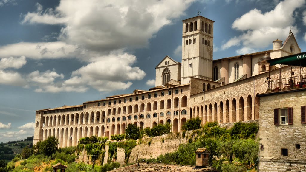 Beautiful View of the Basilica by mepncal