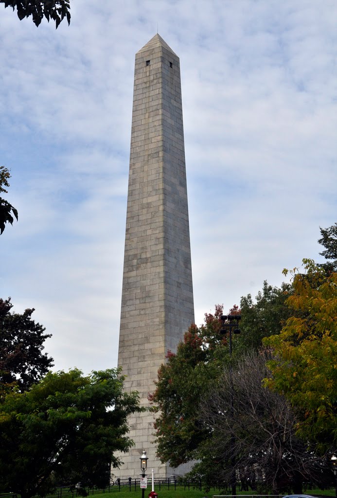 USA - MA - Boston. Bunker Hill Sq. with Bunker Hill Mnmt. by ®mene