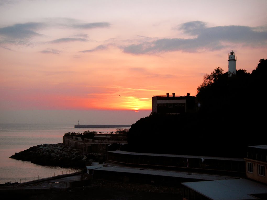 Sunset a Punta Vagno by Maurizio Piazzai