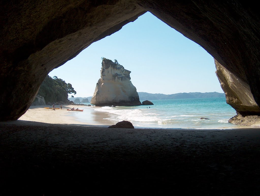 Catherdral Cove, Hahei, New Zealand by John Wilcox