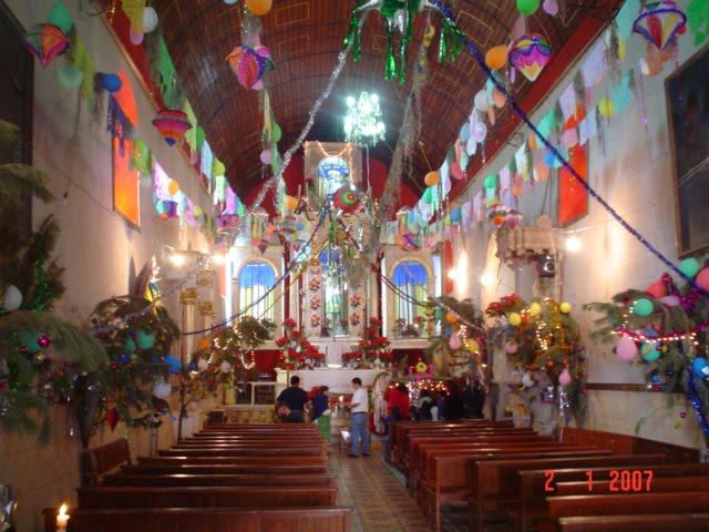 Interior de la iglesia de janitzio by topiltzin odekuaz