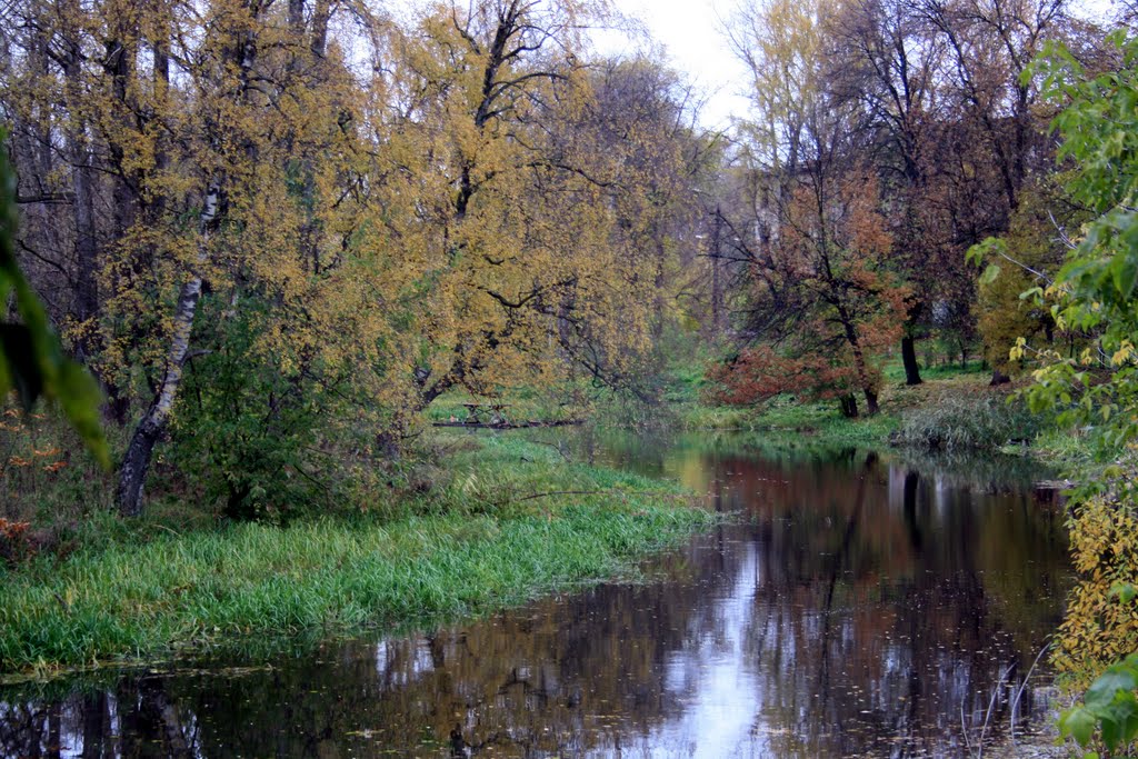 Vyshny Volochyok, Tver Oblast, Russia by Сергей Красников