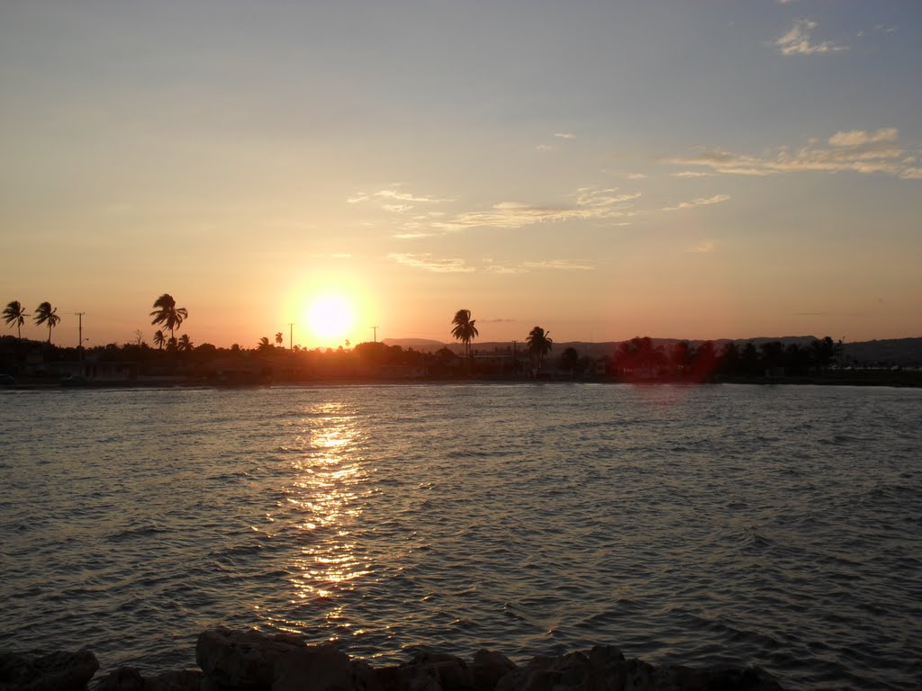 Puesta del Sol, Matanzas, Cuba by MrPaolote