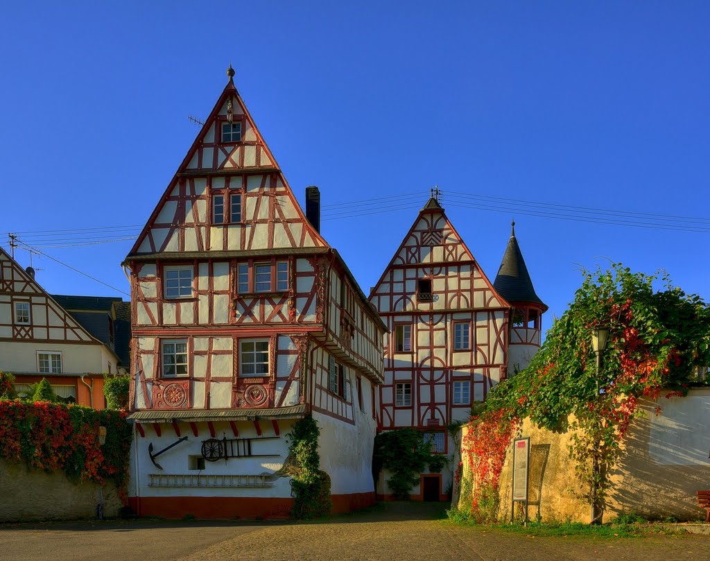 Altes Rathaus Pünderich by Heinz Peierl