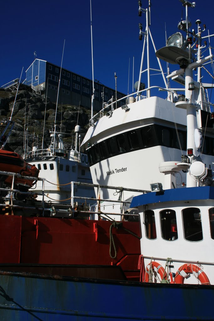 Fishing boats in Nuuk harbour by gunsguitar_dawg