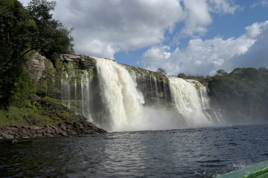 Gran Sabana, Bolívar, Venezuela by hubert harsz