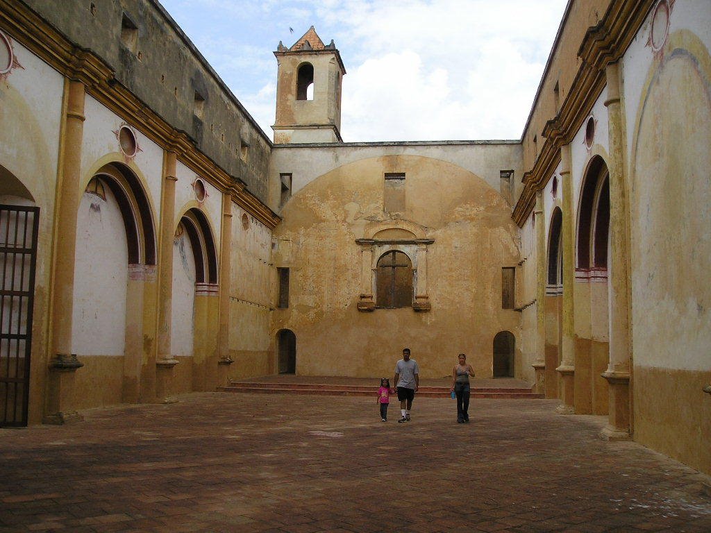 Misiones Ruinas del Caroni (Interior) by Juan C. Batista