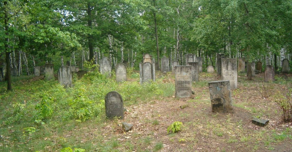 Cemntarz żydowski / jewish cemetery by Bier00t