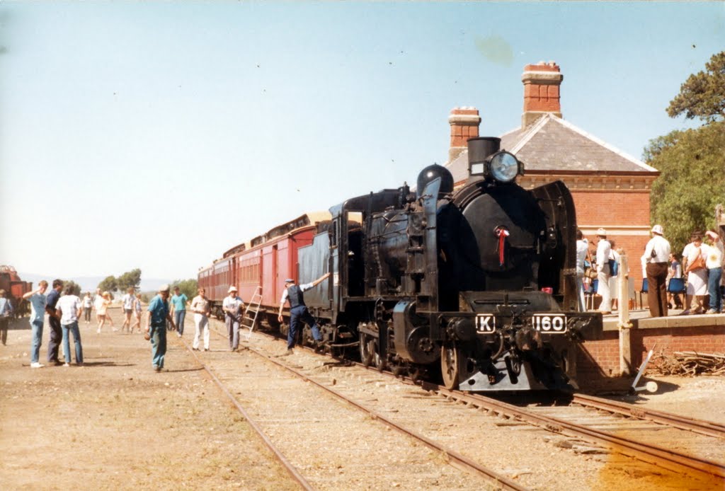 K160 at Maldon - 1986 by Rob Lee