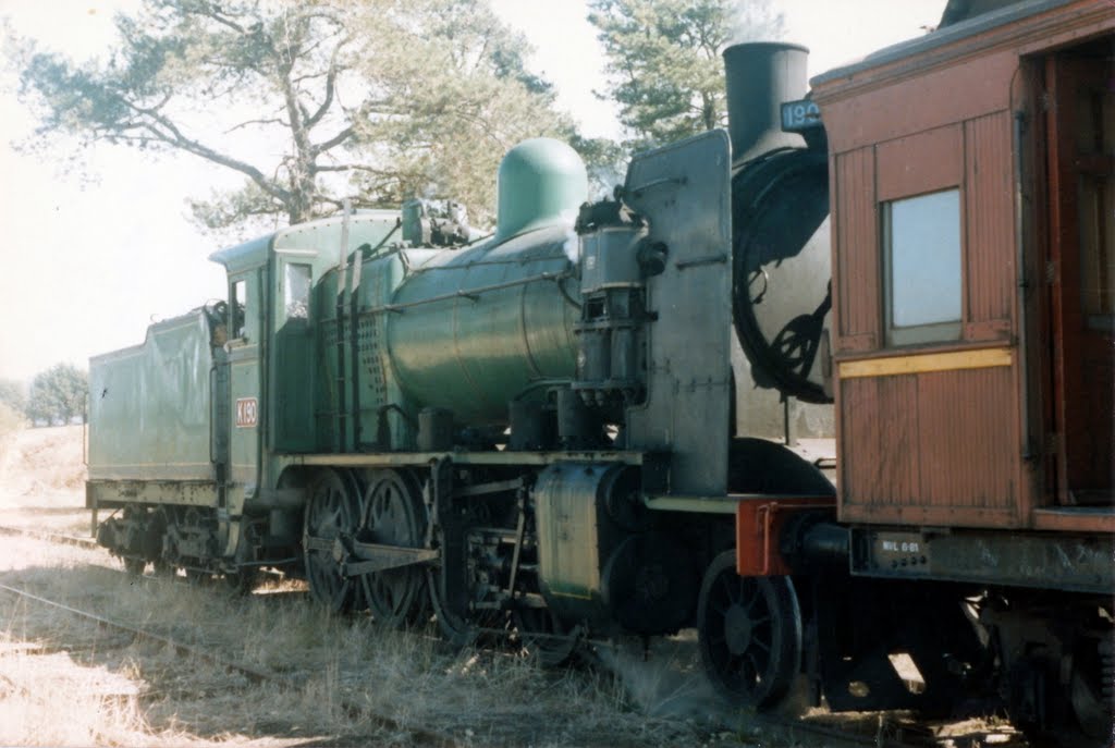 K190 at Yarra Glen - May 1986 by Rob Lee