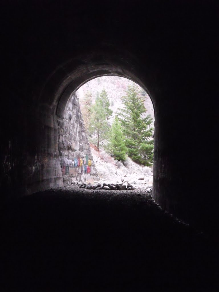 Dark KVR Tunnel by Kiwibirdman