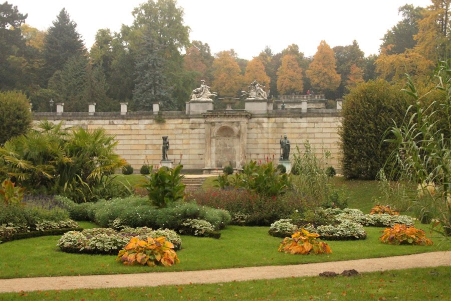 Schloss Sanssouci - Sizilianischer Garten - Potsdam by Daniel Schütze