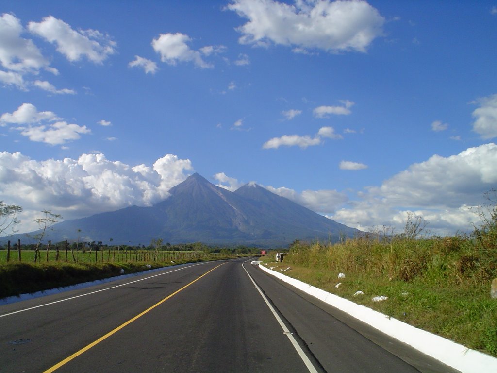 Los Volcanes (Fuego y Acatenango) by el_yemo