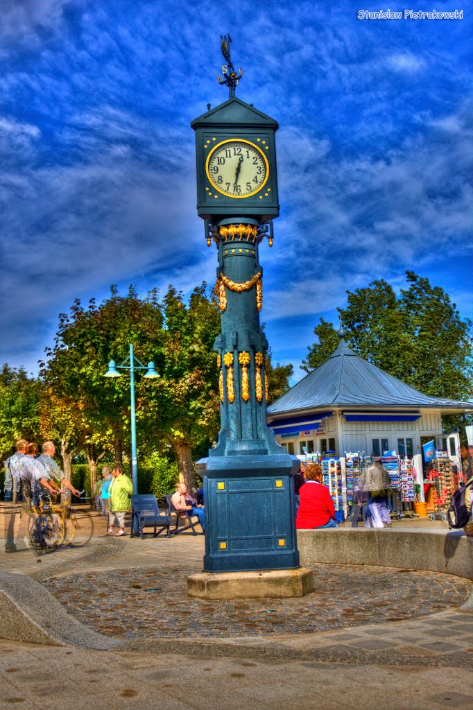 Historische Uhr HDR by Stanislaws Photograp…