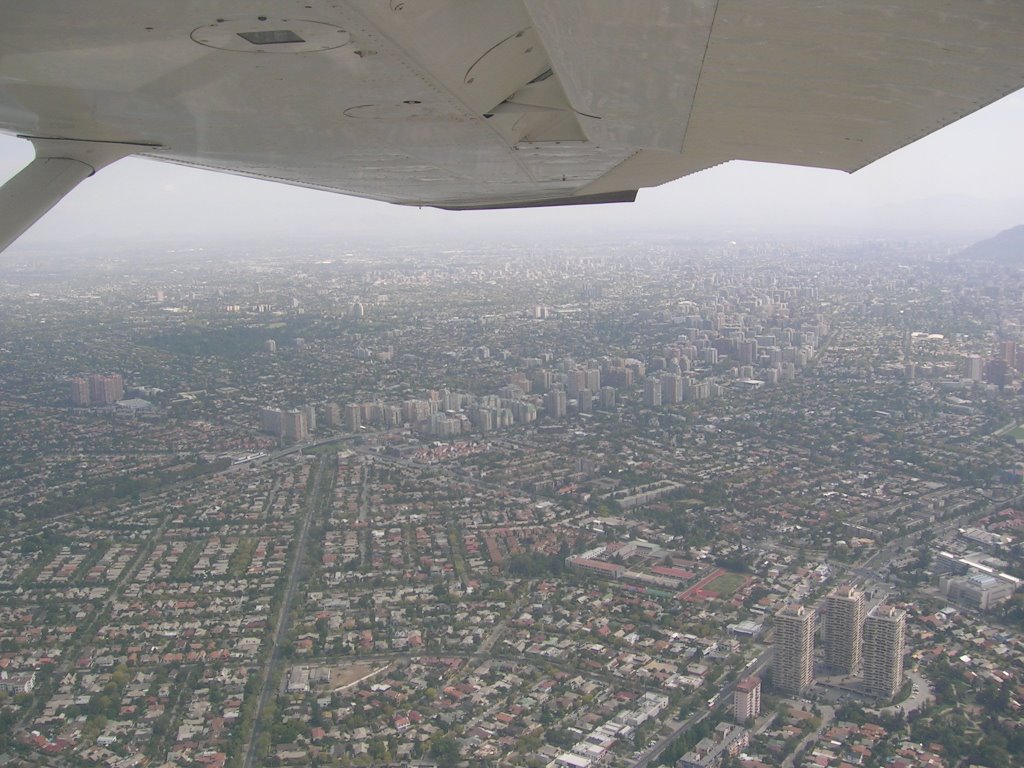 Las Condes From the Air, Final rwy 19 SCTB by Manuel Mendez