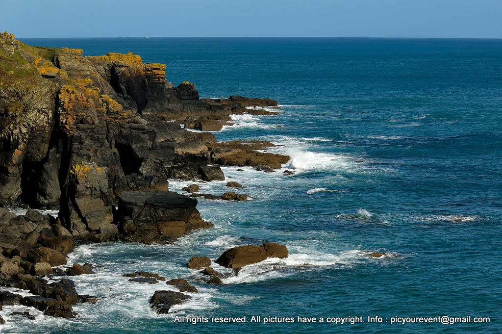 Lizard Point by PicYourEvent