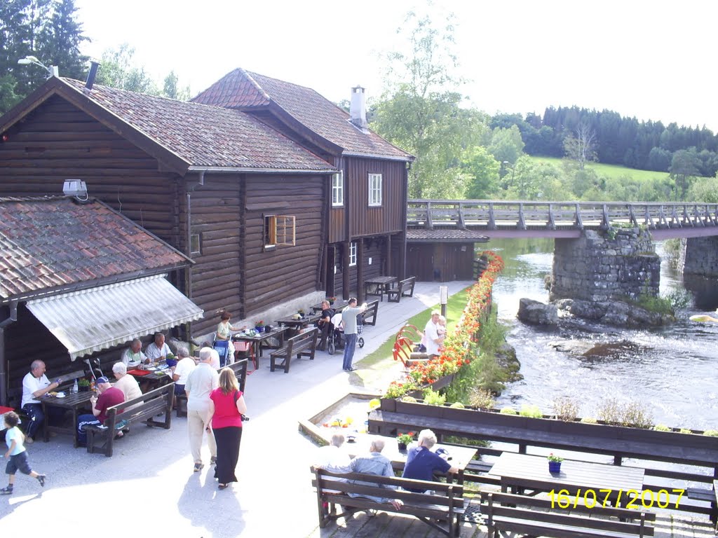 Blåfarveverket -Cafe Haugfoss by pvang