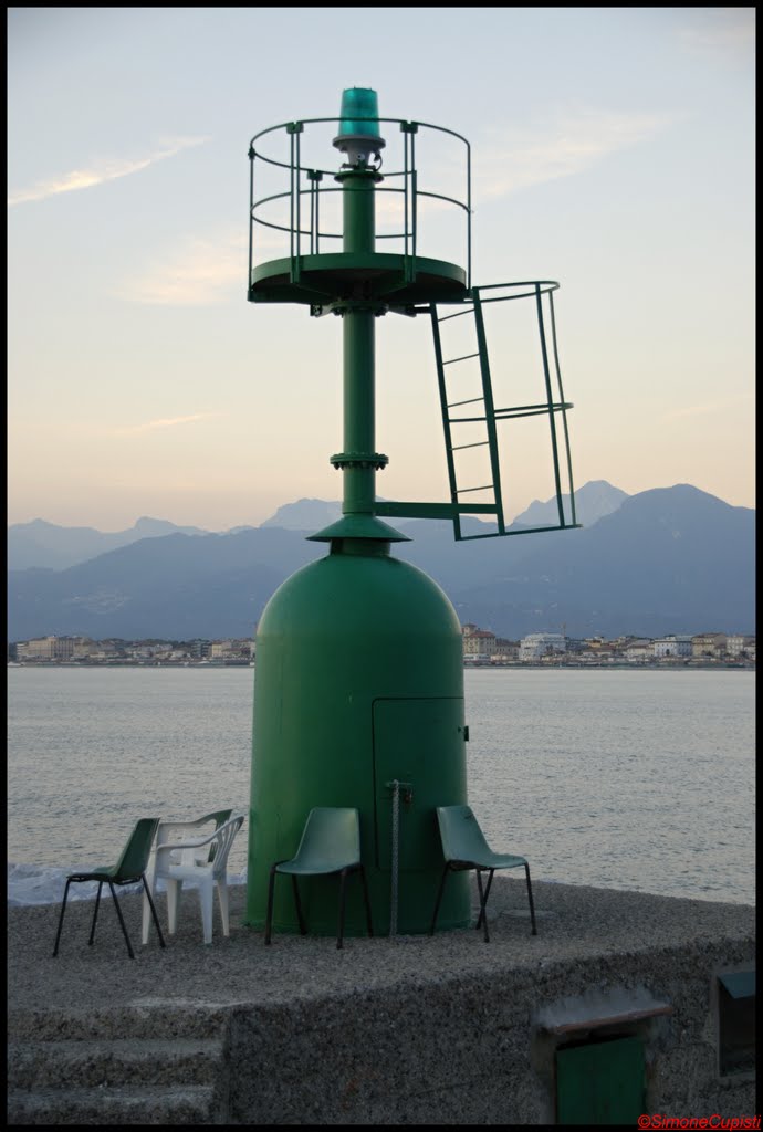 Sala d'attesa vista mare by Simone Cupisti