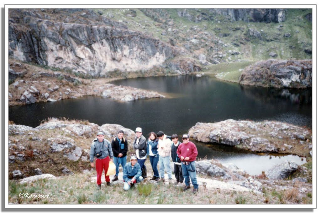 Cuarta laguna de Pischagacocha by KmrojasA