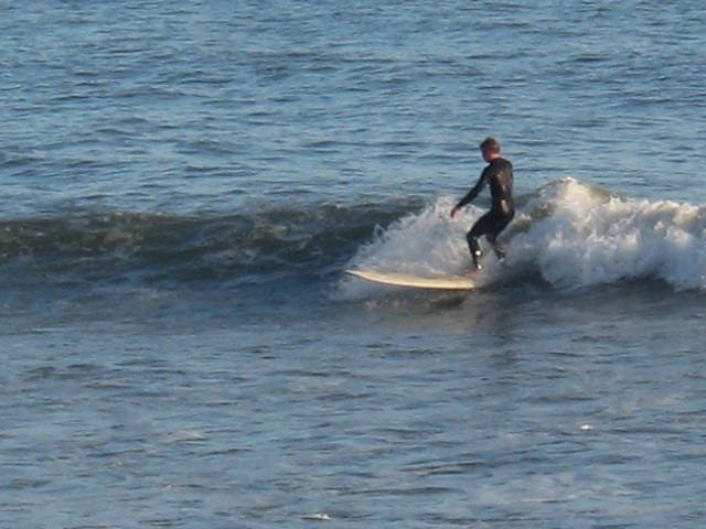 Ventura surfer by rperus