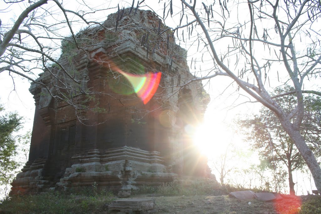 Kouk Thlok, Cambodia by krisangel