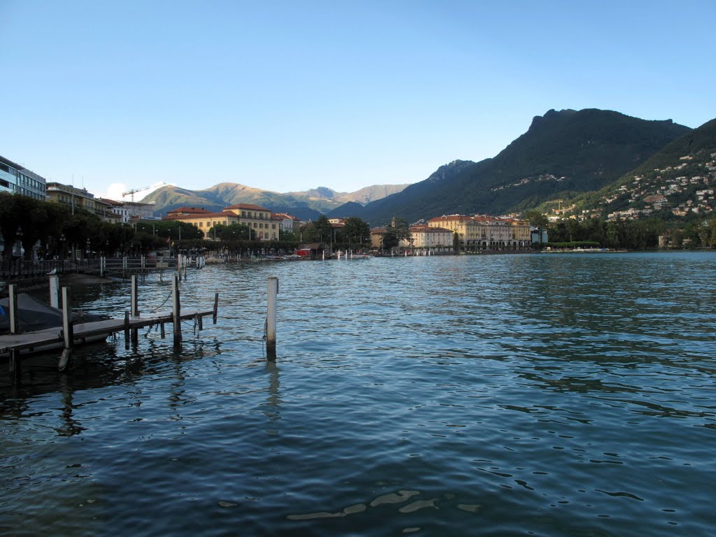 Lugano al tramonto by nivre46