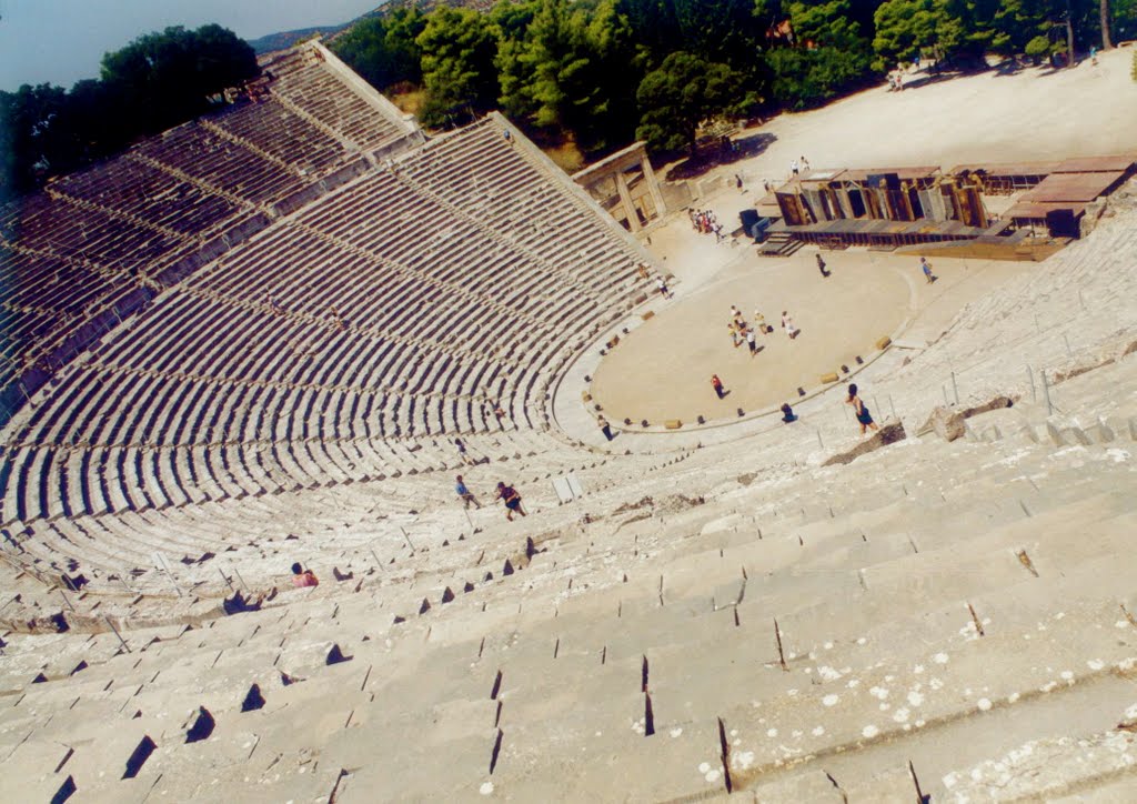 Epidauro, teatro by Fabrizio Patriarca