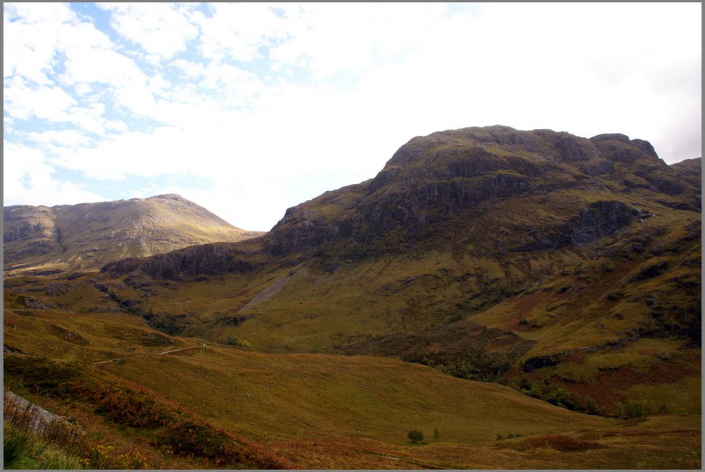 Glencoe, Scotland by gingerfoxy