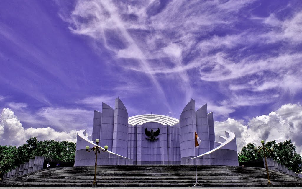 Monumen Rakyat Jawa Barat by Yogi Nurcahya Z.