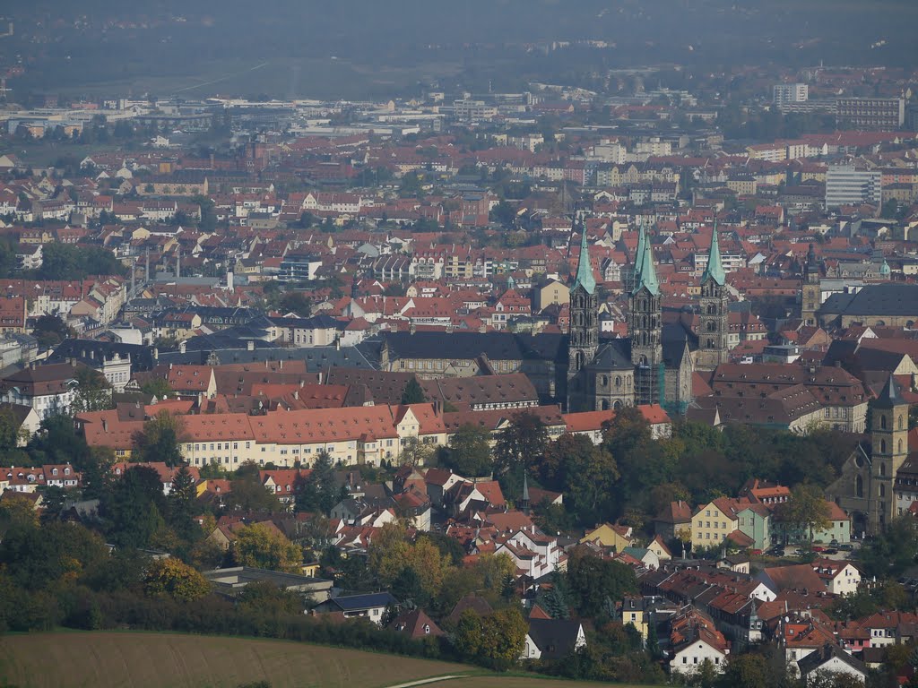 Altenburg Bamberg - Begrfried Blick auf Bamberger Dom by meix-1