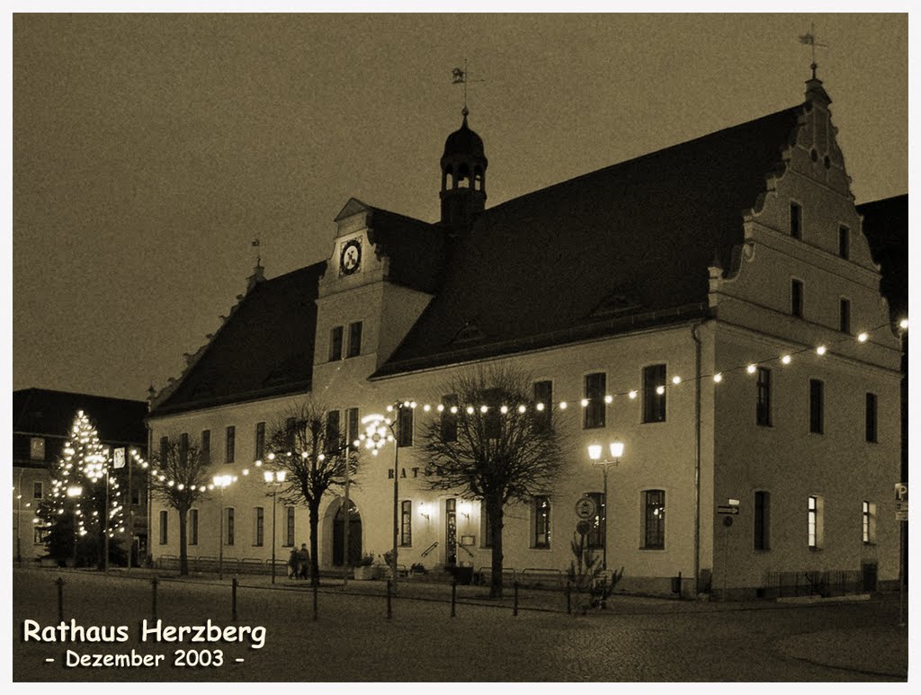 Rathaus Herzberg - Dezember 2003 by Herzberger