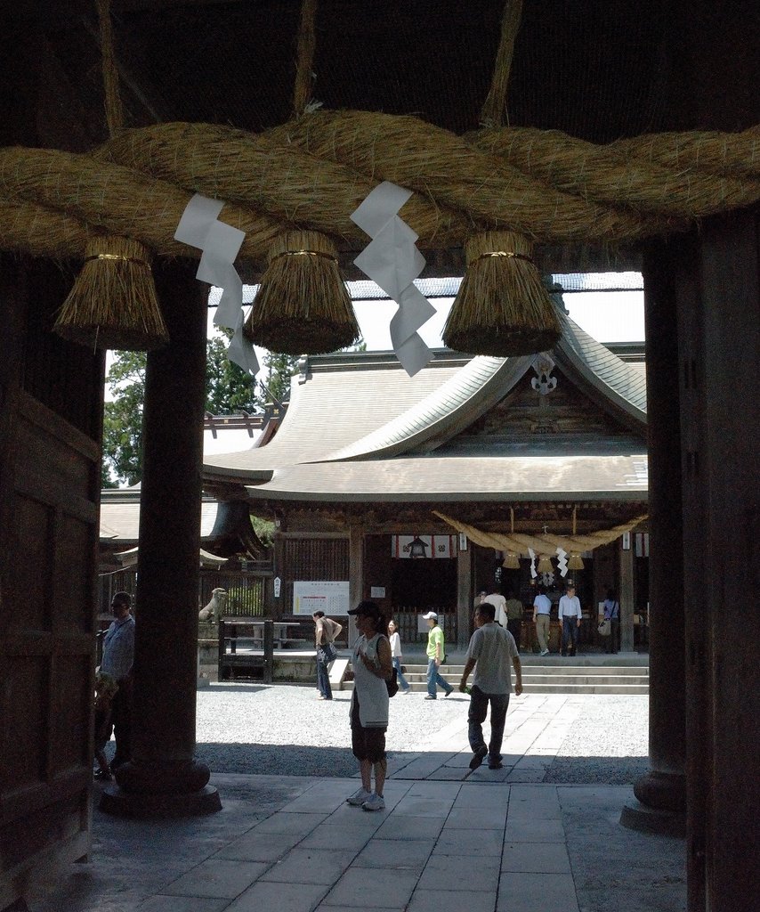 阿蘇神社本殿 by Y.Ishii