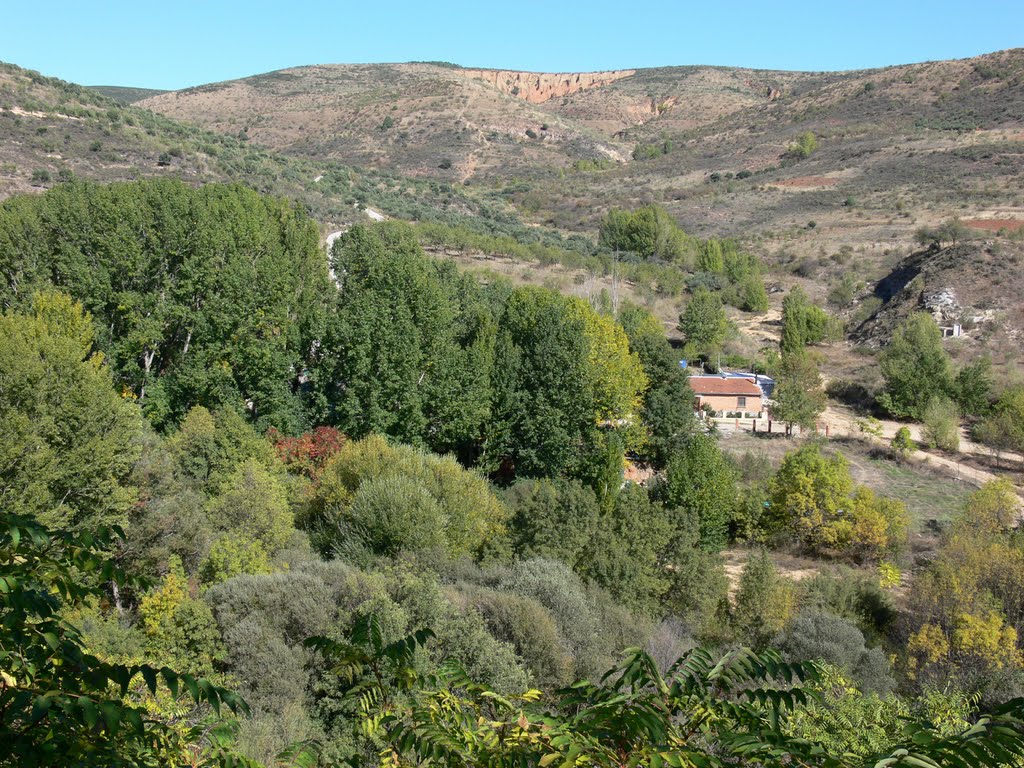 VALDEPEÑAS DE LA SIERRA (Guadalajara). 2010. 09. Vista de las Cárcavas. by Carlos Sieiro del Nido